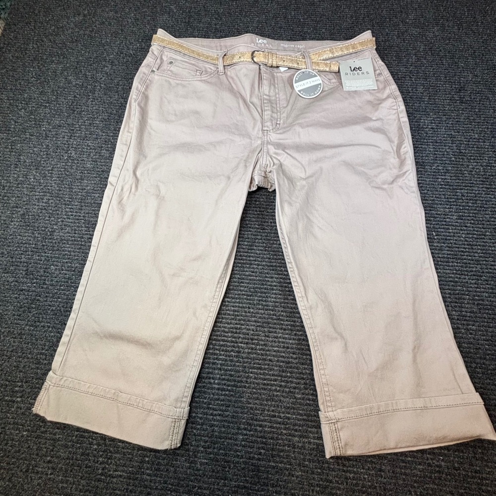 Lee Riders Womens Midrise Capri Pants Tan Khaki Gold Glitter Belt 18M NEW